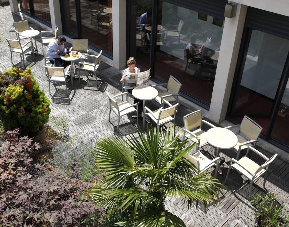Brit Hotel Du Stade Rennes Ouest Екстериор снимка