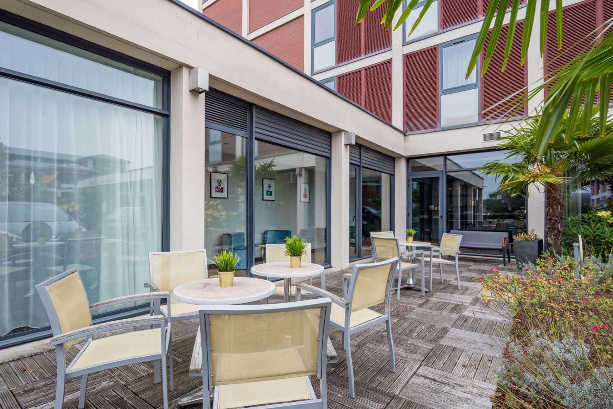 Brit Hotel Du Stade Rennes Ouest Екстериор снимка
