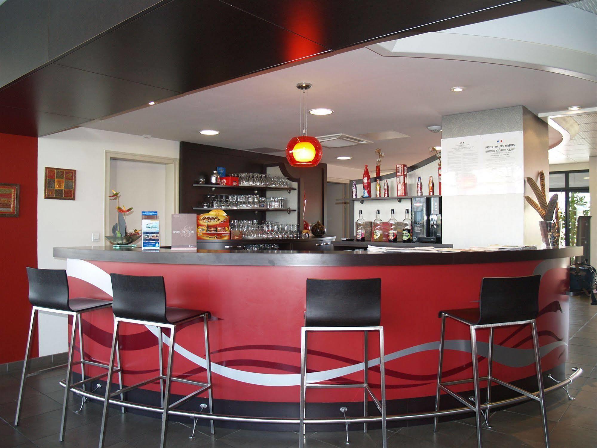 Brit Hotel Du Stade Rennes Ouest Екстериор снимка